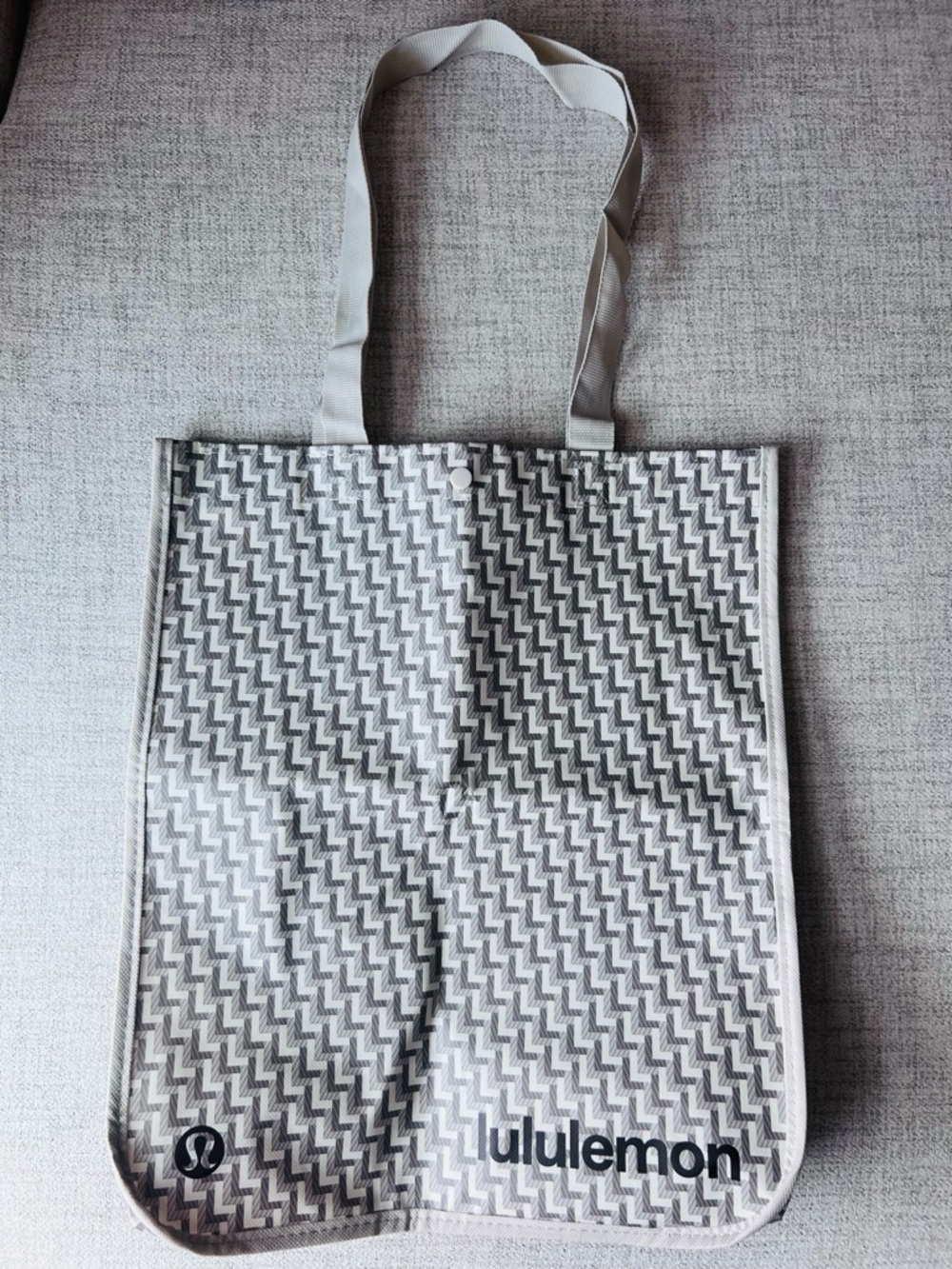 Lululemon White/Tan Reusable Bag